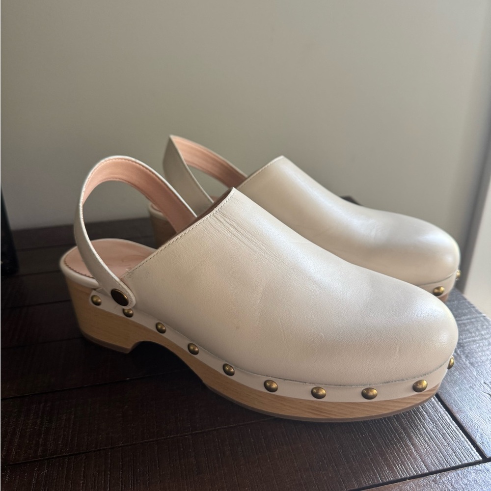 J Crew Women’s Stylish Cream Clogs with Stud Detail Size 8